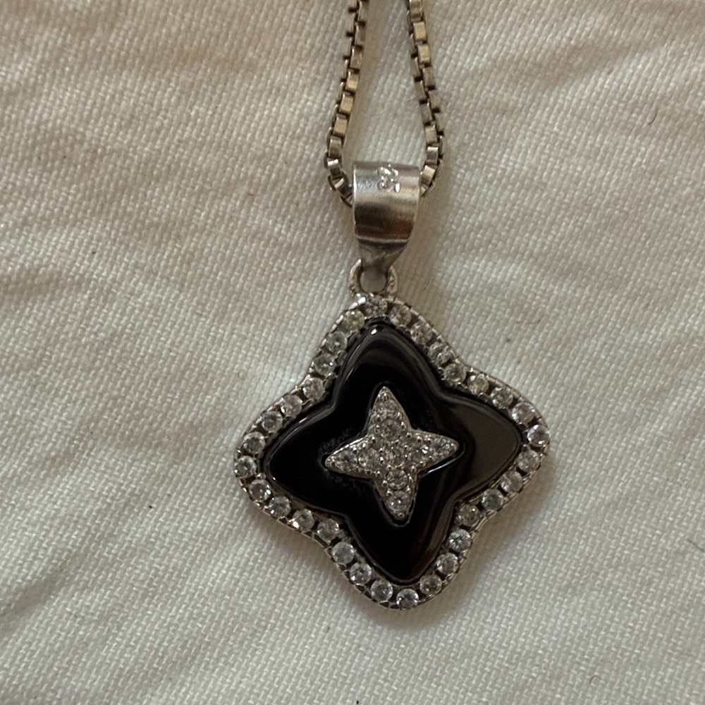 Black Onyx/Cz Clover Pendant with middle CZ clover inside with SS925 Box Chain